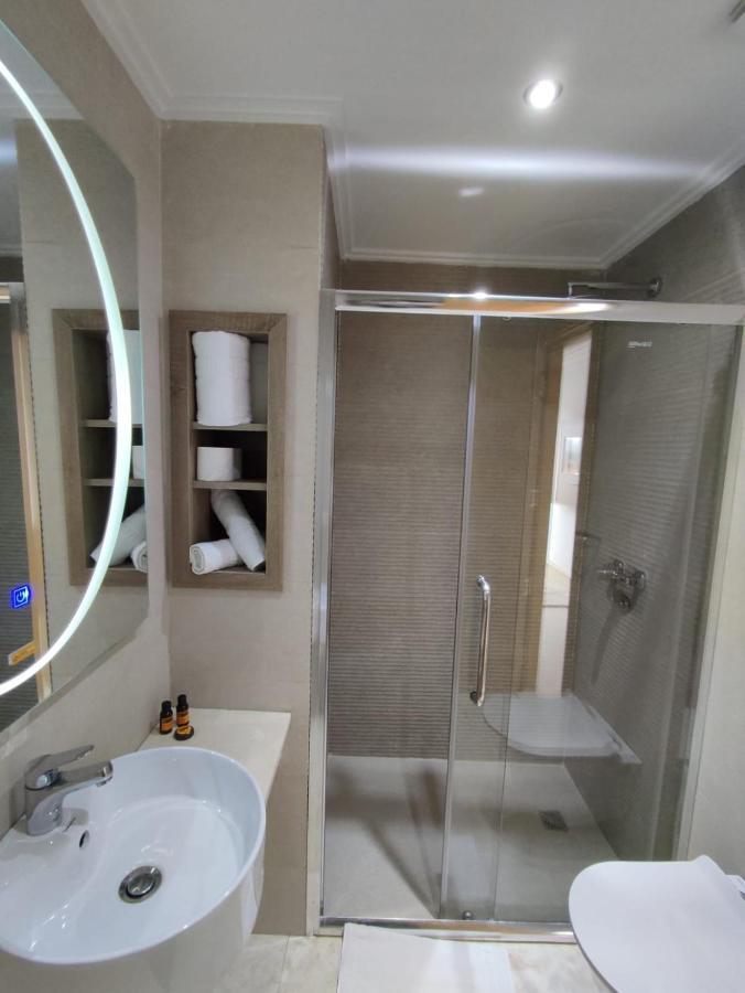 Lotus Hotel Casanearshore Casablanca Esterno foto